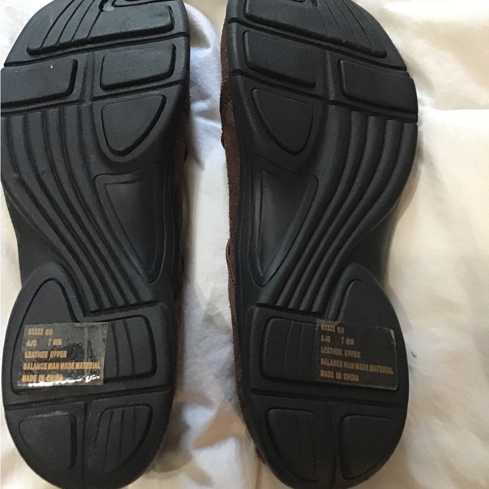 Women’s size 7 flexible sport slip on shoes cc - Picture 6 of 7